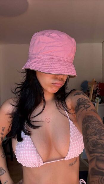 Leaked Micheleollieer private photo viral onlyfans