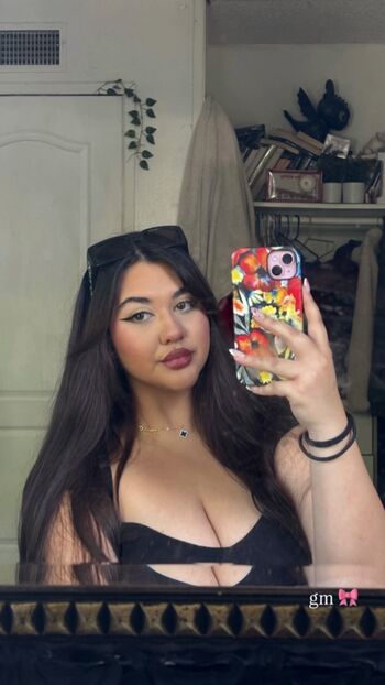 michelle_m23_