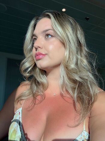 Leaked Michhelleex private photo viral onlyfans