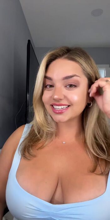 Leaked Michhelleex private photo viral onlyfans