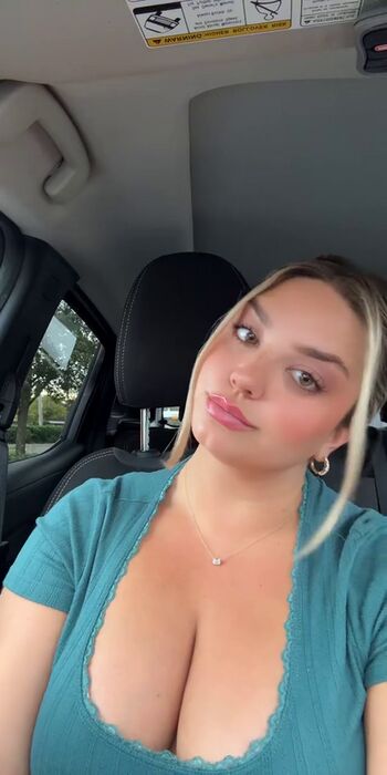 Leaked Michhelleex private photo viral onlyfans
