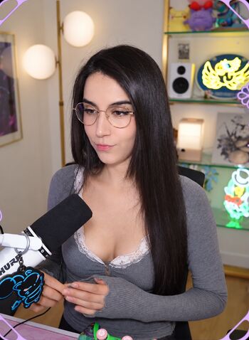 Leaked Midna  page private photo viral onlyfans