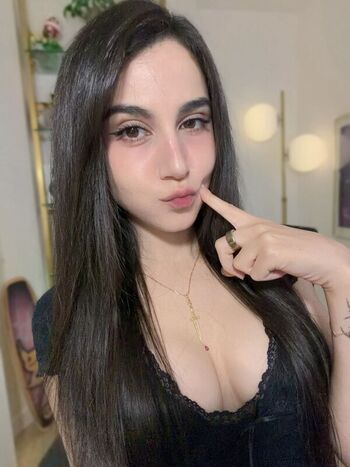 Leaked Midna private photo viral onlyfans