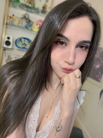 Leaked Midna private photo viral onlyfans