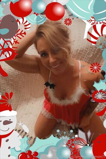 Leaked Midwest mom private photo viral onlyfans