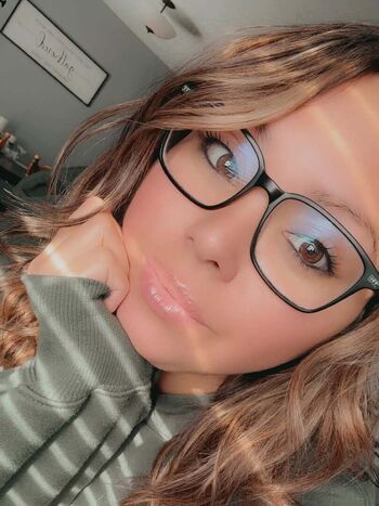 Leaked Midwestmylf private photo viral onlyfans