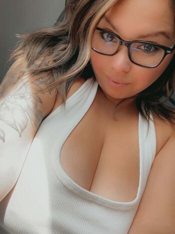 Leaked Midwestmylf private photo viral onlyfans