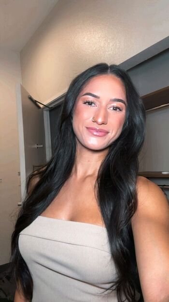 Leaked Mikaelachavezt page private photo viral onlyfans