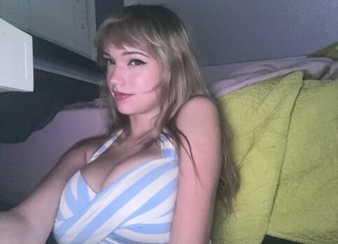 Leaked Mikahhlynn private photo viral onlyfans