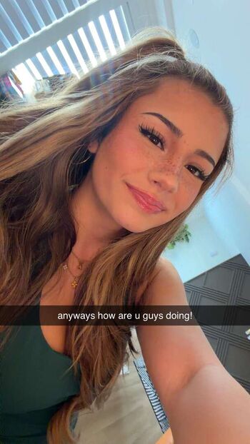Mikayla Campinos