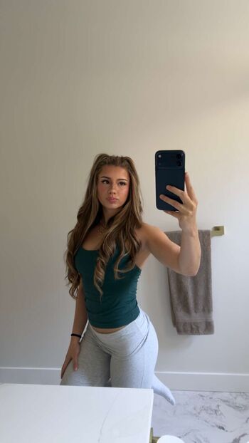 Mikayla Campinos