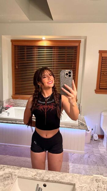 Mikayla Campinos