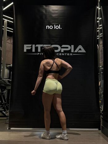 Mikayla Campinos