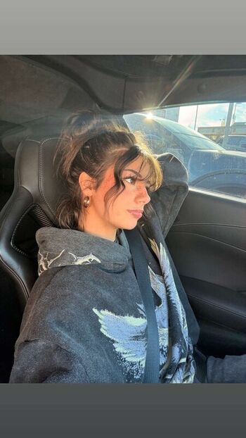 Mikayla Campinos