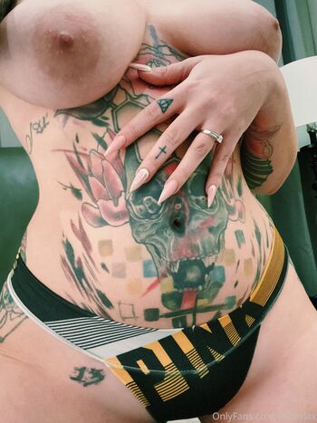 Leaked Mikaylax private photo viral onlyfans