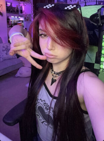 Leaked Mikiexe page private photo viral onlyfans