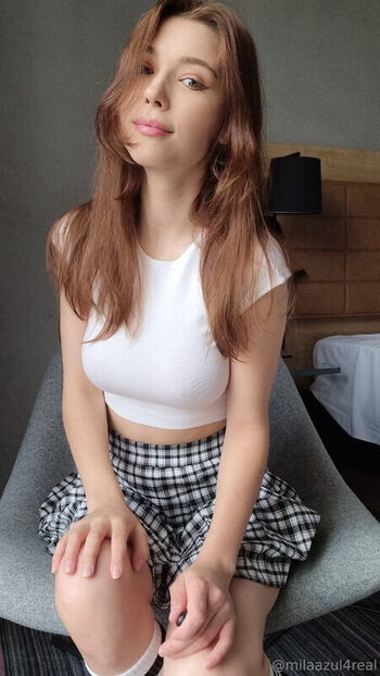 Mila Azul