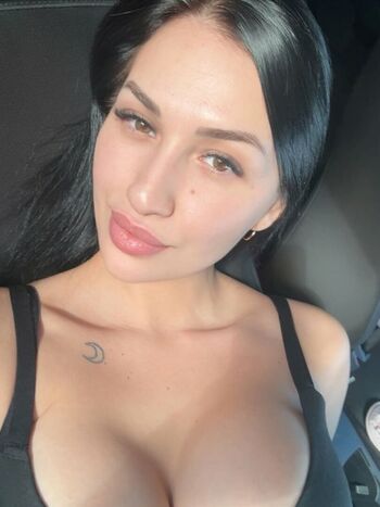 Milagros Solodujin