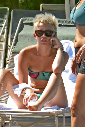 Leaked Miley cyrus page private photo viral onlyfans