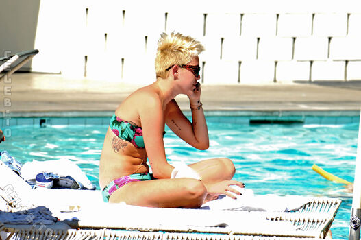 Leaked Miley cyrus page private photo viral onlyfans
