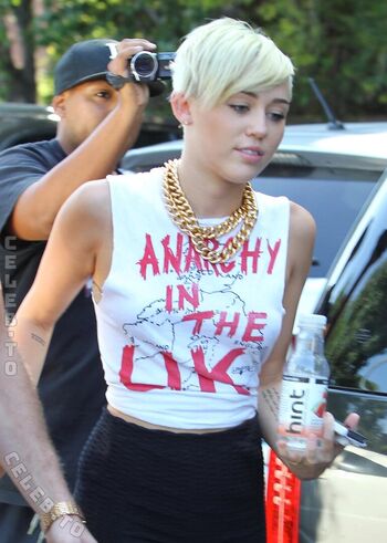 Leaked Miley cyrus page private photo viral onlyfans