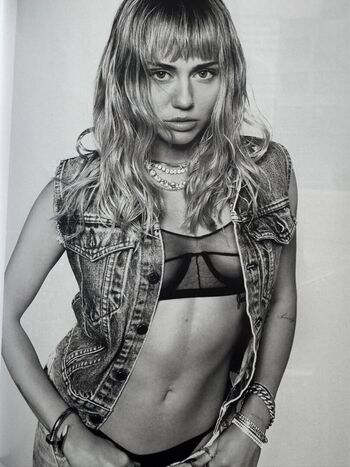 Leaked Miley cyrus page private photo viral onlyfans