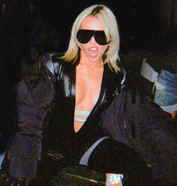 Leaked Miley cyrus page private photo viral onlyfans