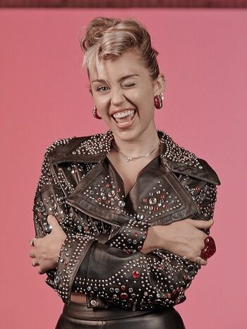 Leaked Miley cyrus private photo viral onlyfans