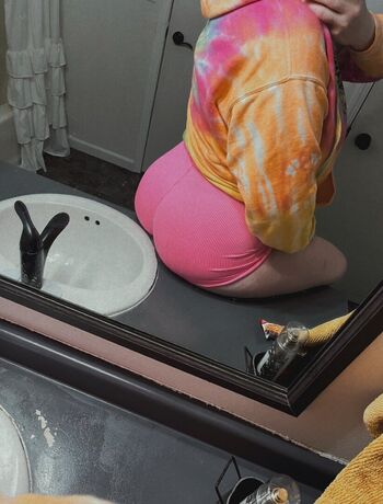 Leaked Milf vibes private photo viral onlyfans