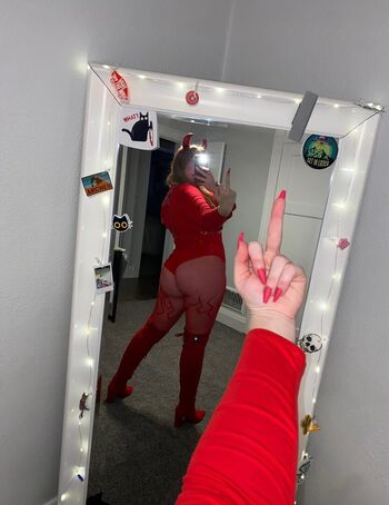 _milf_vibes_