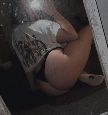 Leaked Milf vibes private photo viral onlyfans