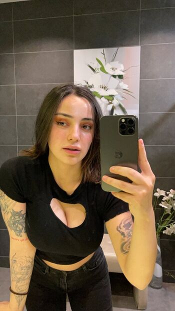 Leaked Milk seyh private photo viral onlyfans