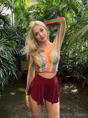 milla_snake