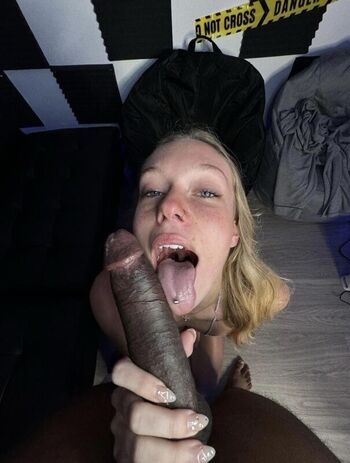 Leaked Millieebunny page private photo viral onlyfans