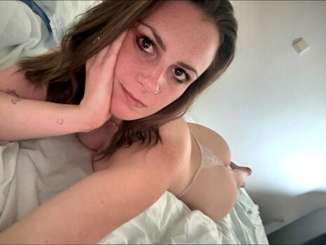 Leaked Millienextdoor private photo viral onlyfans