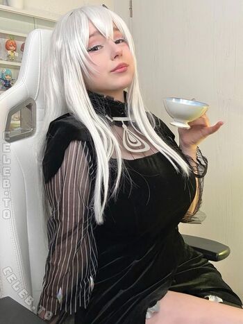 Mina Min