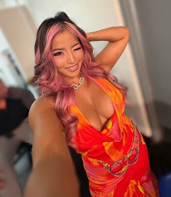 Mina Shirakawa