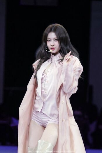 Leaked Minatozaki sana page private photo viral onlyfans
