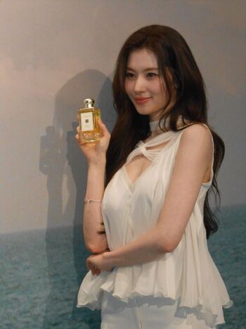 Minatozaki Sana