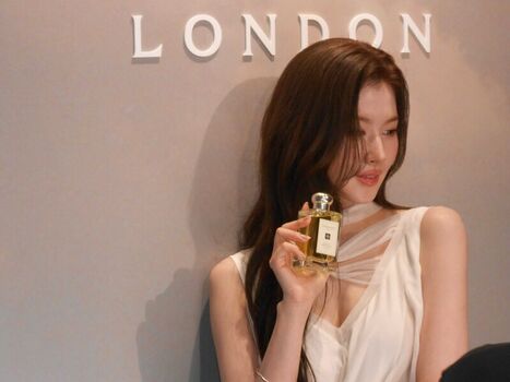 Leaked Minatozaki sana page private photo viral onlyfans