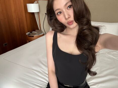 Leaked Minatozaki sana private photo viral onlyfans