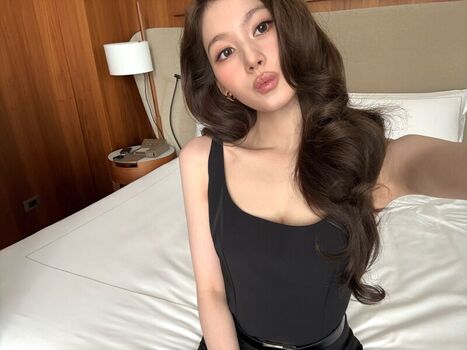 Leaked Minatozaki sana private photo viral onlyfans