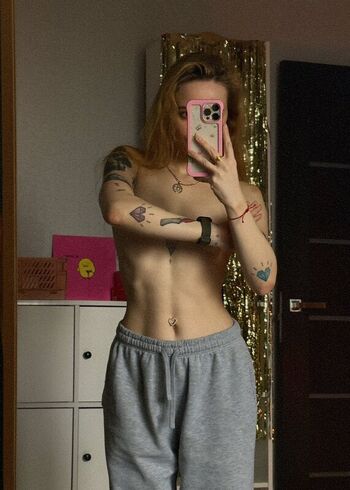 Leaked Minilubov private photo viral onlyfans