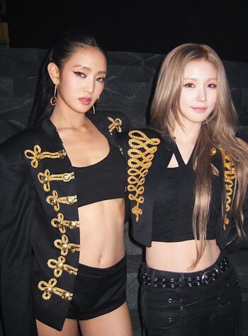 Minnie (Nicha Yontararak - I-dle