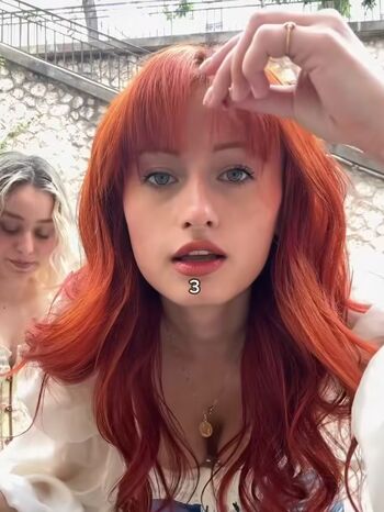 Leaked Mira miraliszt page private photo viral onlyfans