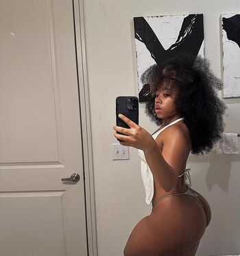 Leaked Miranda linzy private photo viral onlyfans