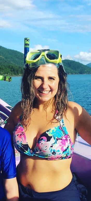 Miriam Holme