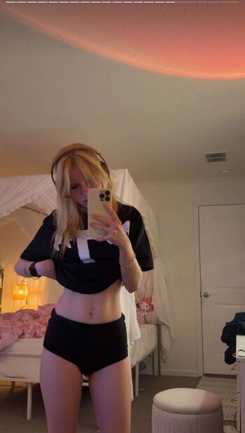 Leaked Missbunnixx private photo viral onlyfans