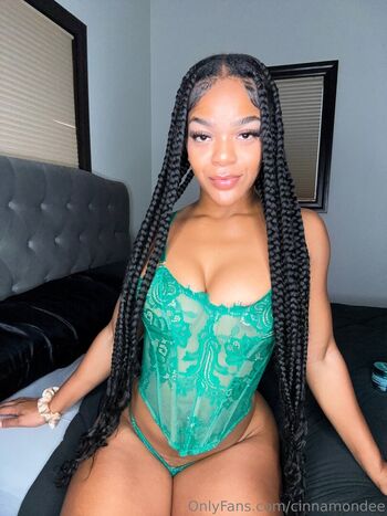 missdimplesxo