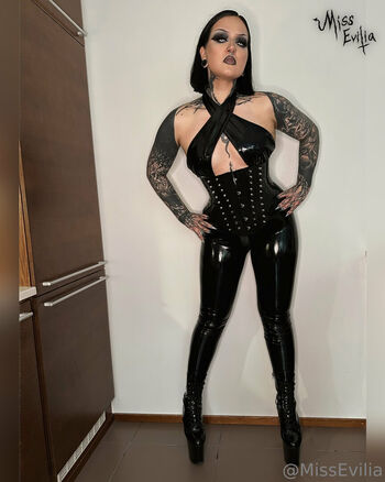 Leaked Misseviliafree private photo viral onlyfans